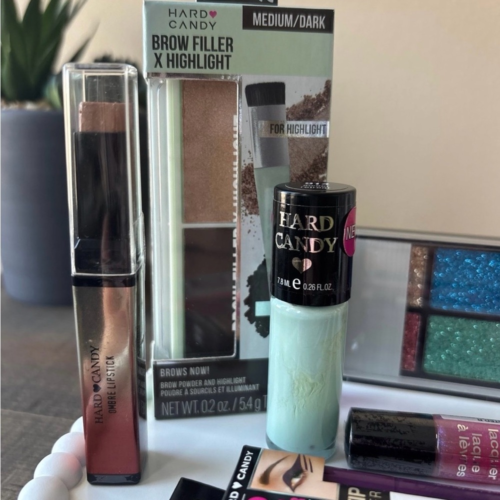 Hard Candy makeup bundle - Picture 2 of 5